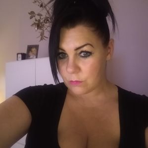 Meet your Posher, Taryn danielle